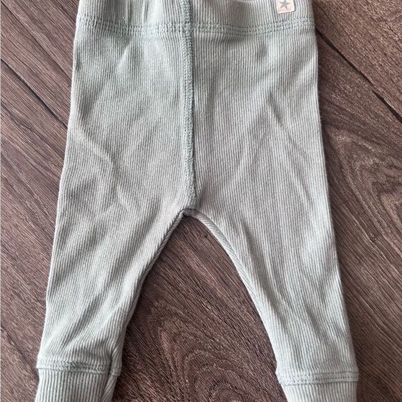 Zara Baby Ribbed Boy/ Girl Leggings size 1-3 months - Picture 1 of 3